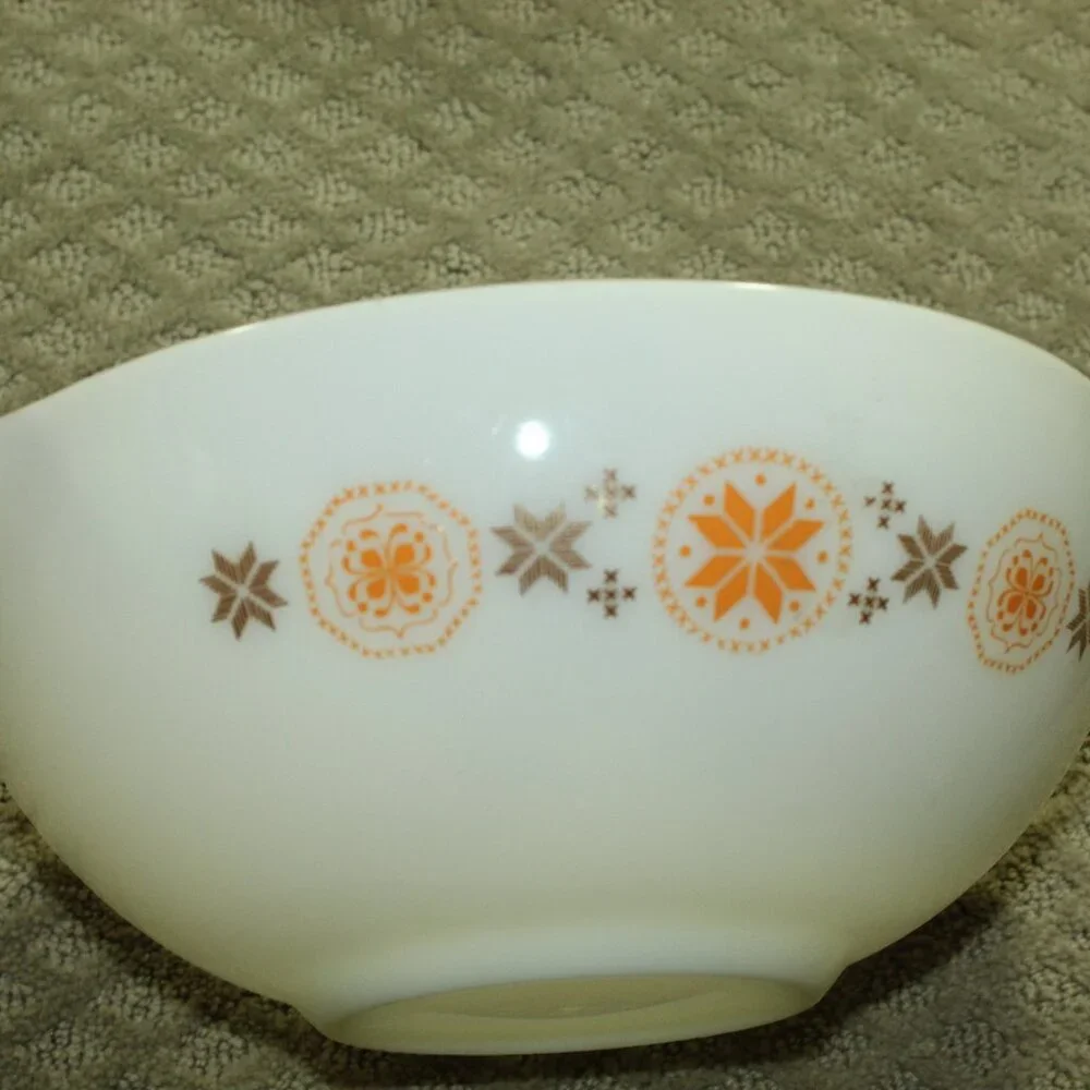 Set of 3 Vtg 1960's Pyrex Town & Country Cinderella Mixing Bowls 444, 443, 442